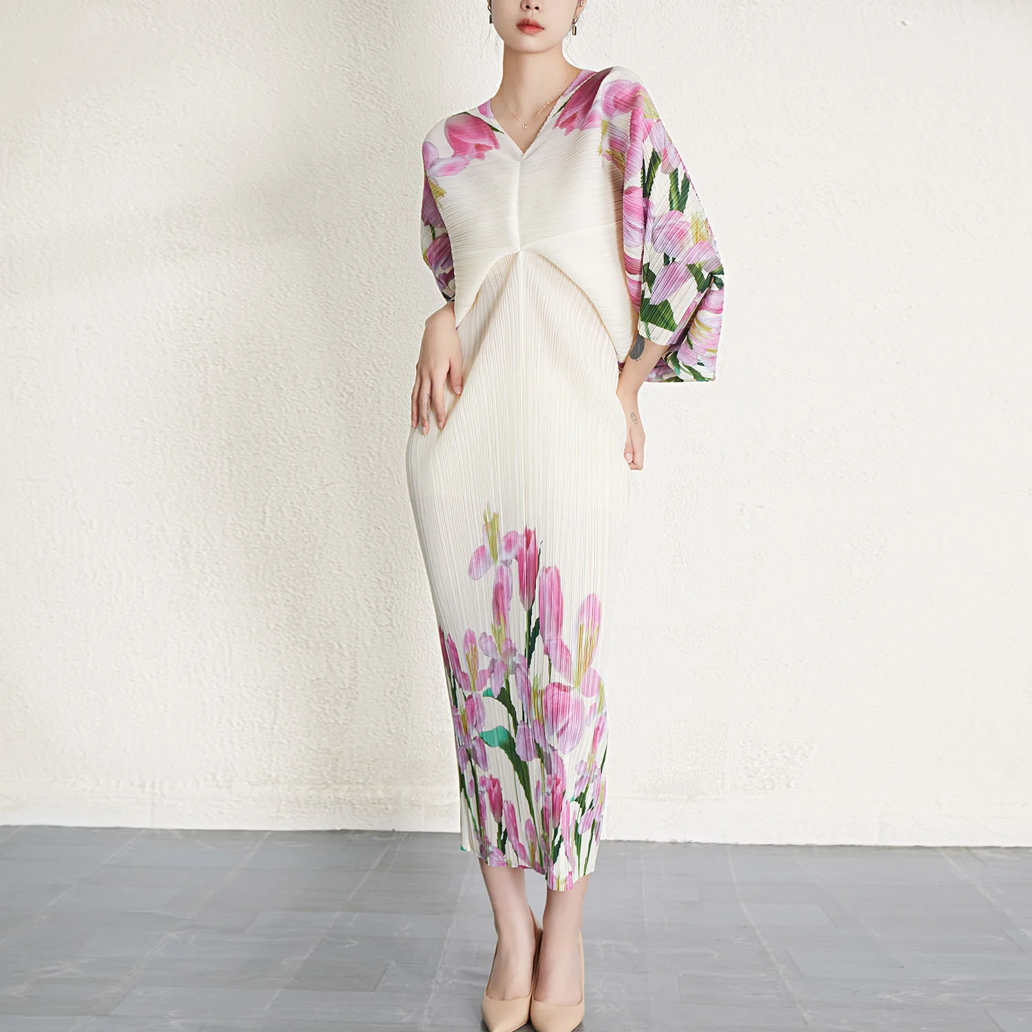 Spring Summer Collection Miyake Pleated Dress Printing Elastic Plus Size Loose Casual Style Bat Sleeves Women Dresses