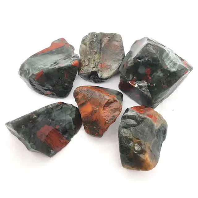 Wholesale natural hand carved rough rocks bloodstone raw crystals healing stones for sale (1600530147206)