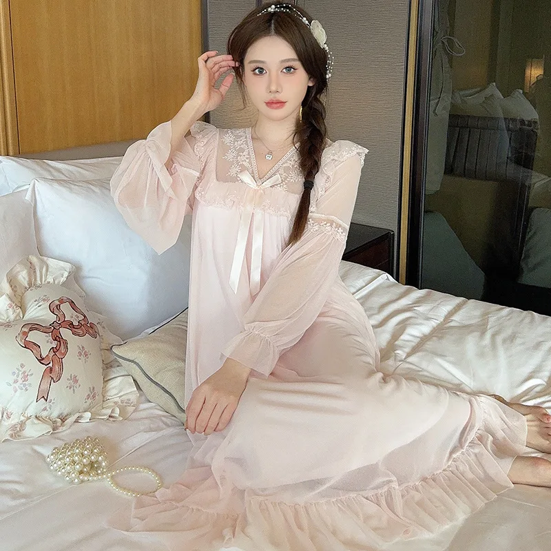 OKA Lace Embroidery V-neck Womens Sleepwear Princess Girls White Nightgowns Maxi Dress Long Sleeve Bridal Night Wear Nighties