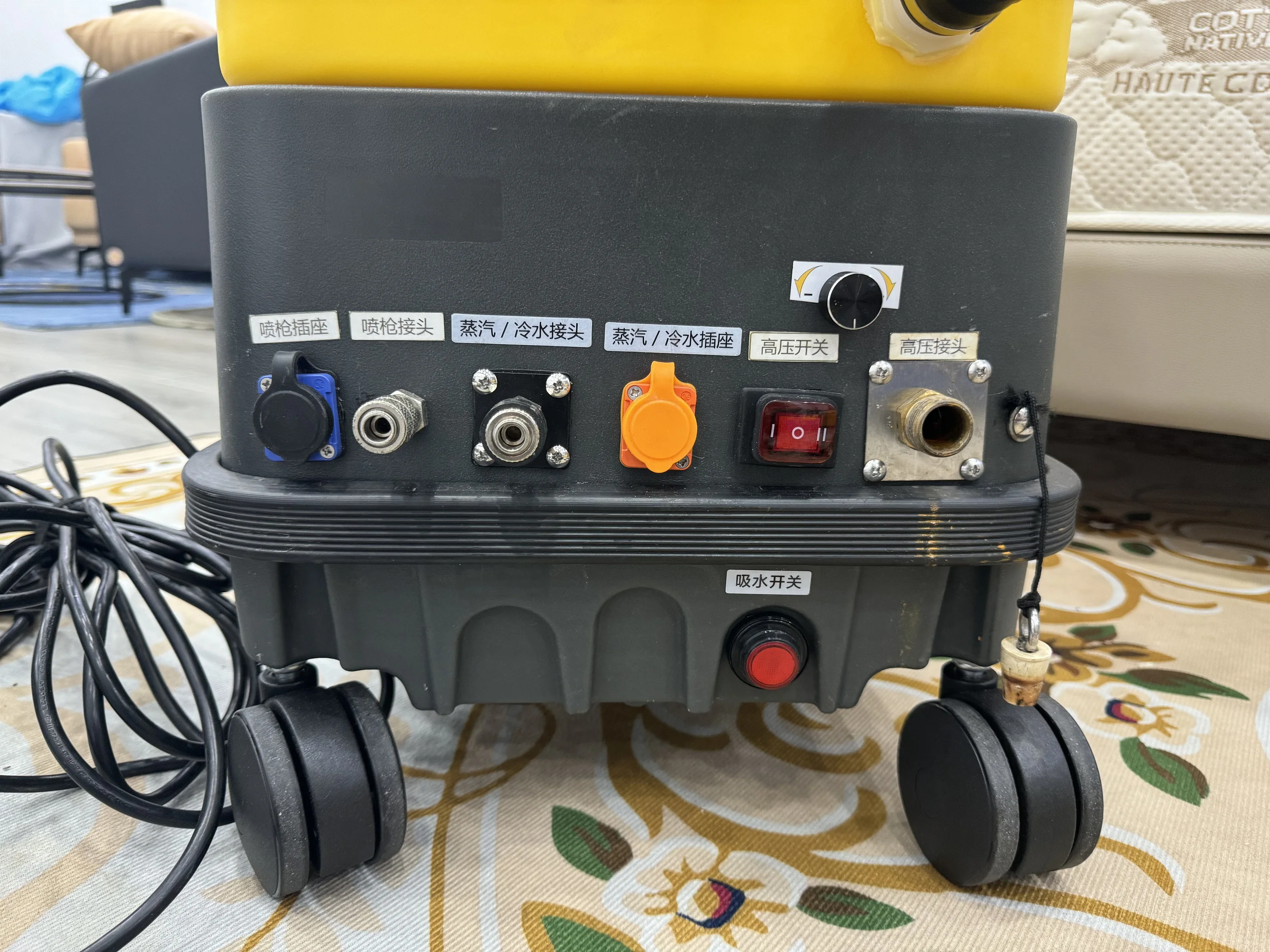 Electric Mobile Car Wash Equipment Floor Washer with Hot Pressure Cleaner & Steam Core Motor Components