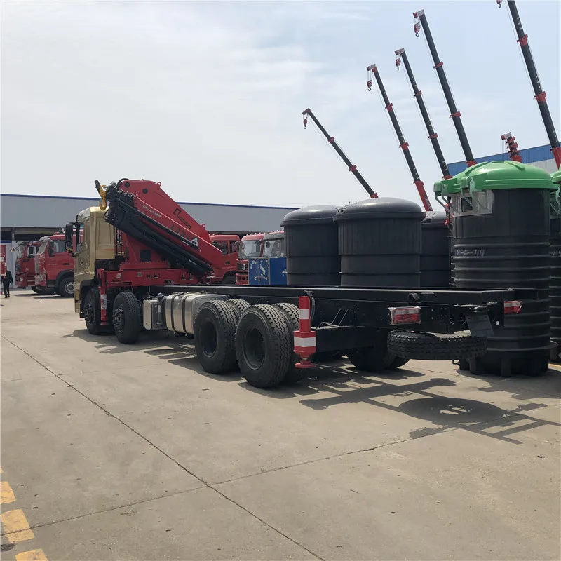 8x4 cargo truck with 20 tons hiab knuckle boom crane