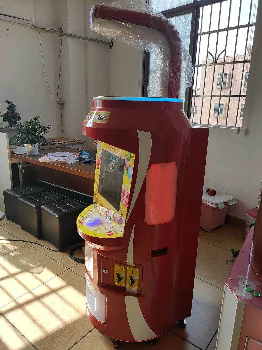 Amusement Park Coin Operated Cola Cabinet Prize Gift  Arcade Kids Video  Game Machine For Game Center For Sale