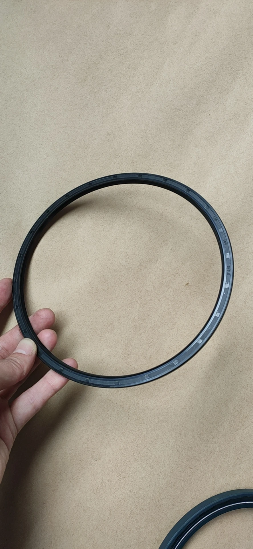 Hydraulic pump oil seal TCV type NBR rubber 150*164*5 / 150x164x5 sealing seals