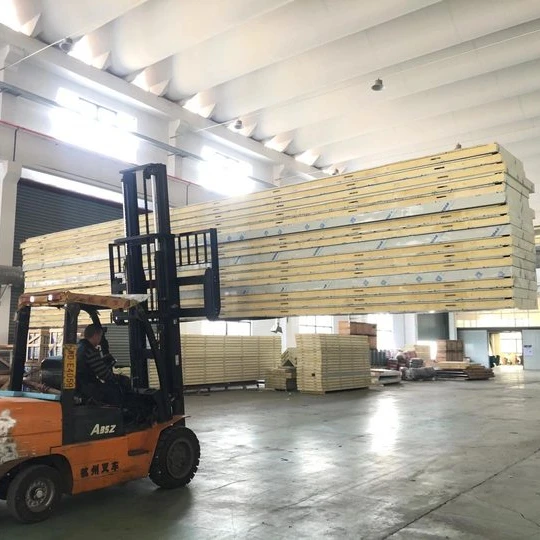 Factory Direct Supply Walls and Roof PU Polyurethane Insulated Foam Sandwich Panels for Cold Room Storage