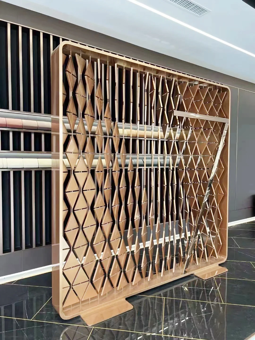 Golden Geometric patterns Design Stainless Steel Screens & Room Dividers Partitions