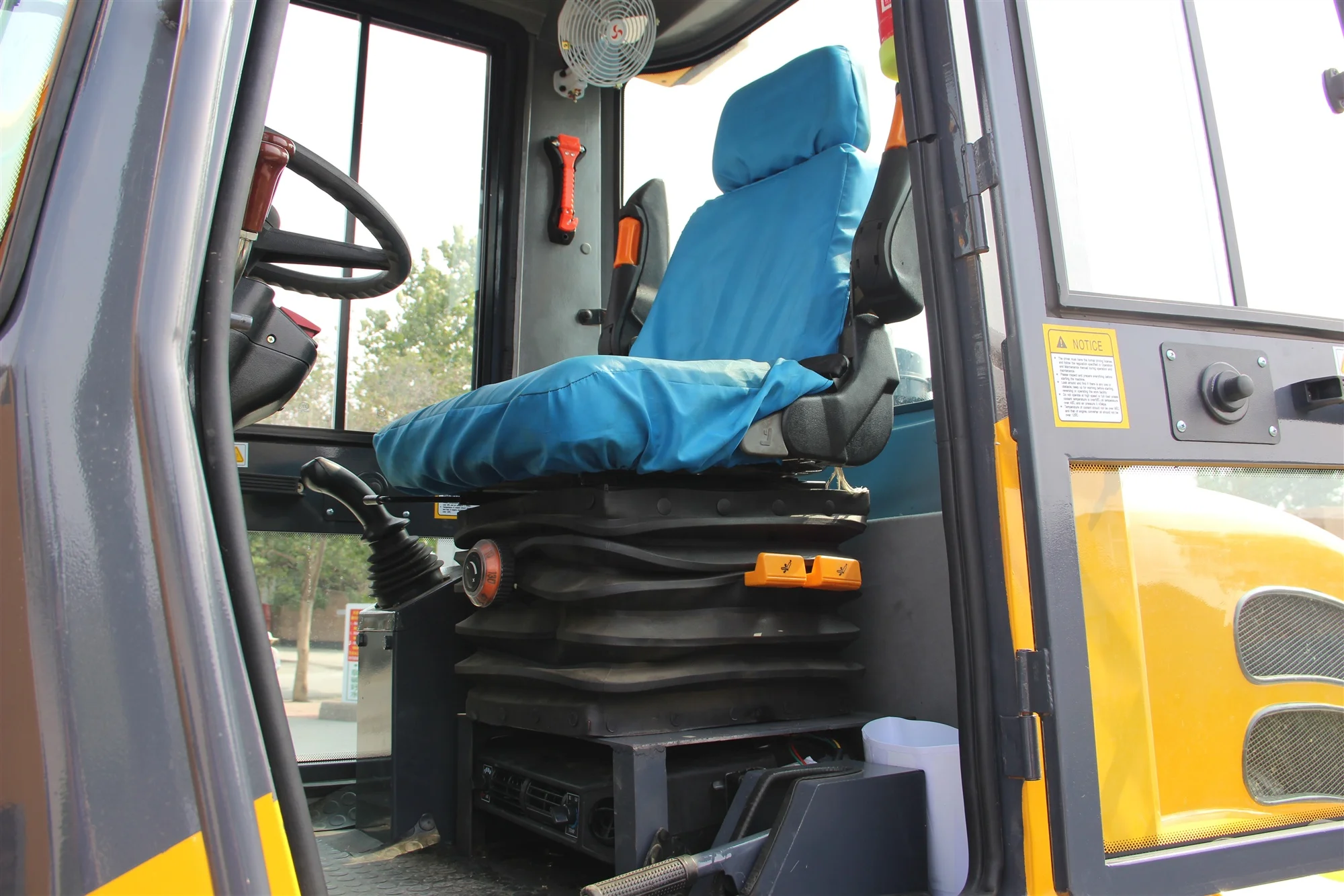 Hot sale 2022 China Top well-known Hongyuan brand 2.0ton small wheel loader front end loaders