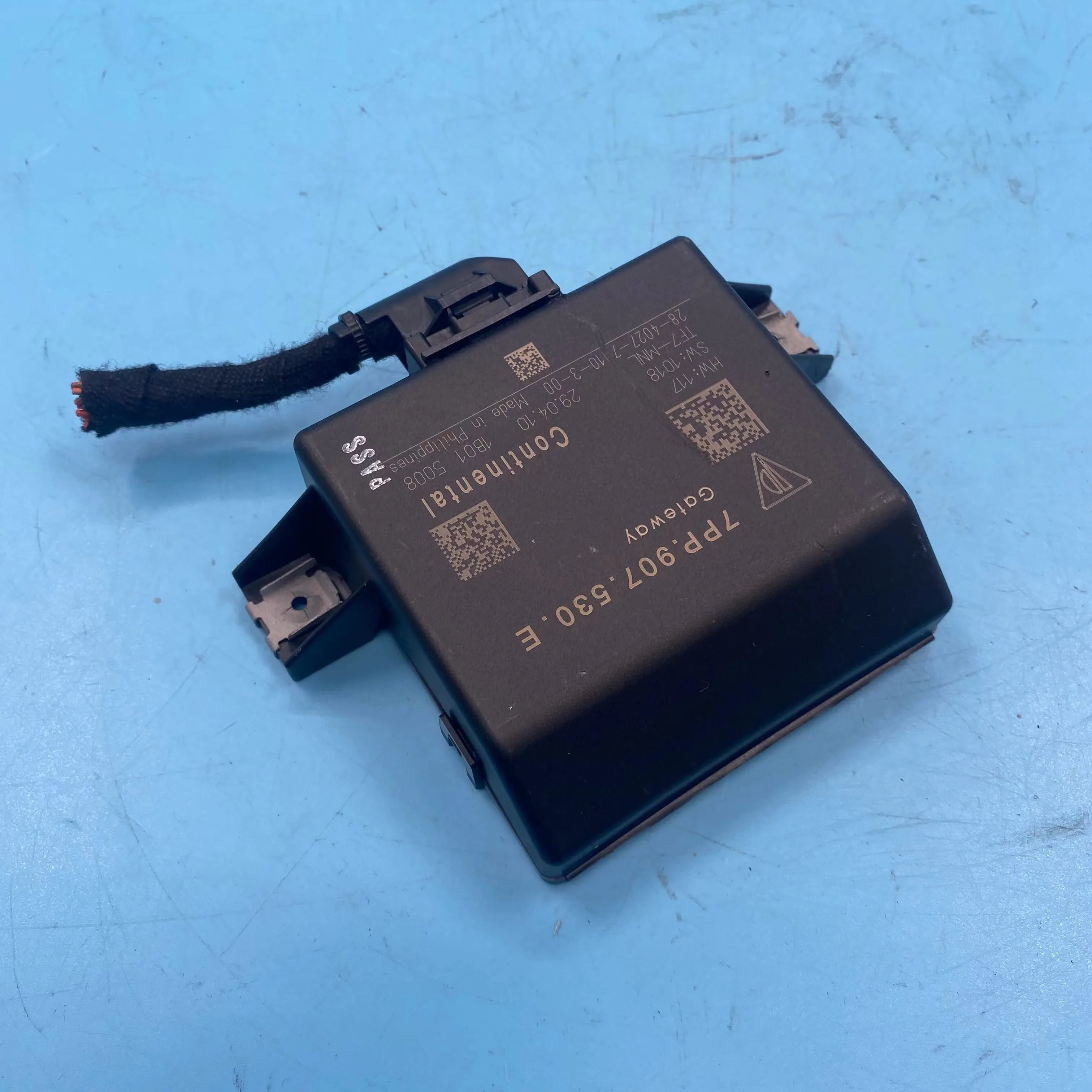 OEM 95861012703 for 11-18 cayenne gateway control unit module computer