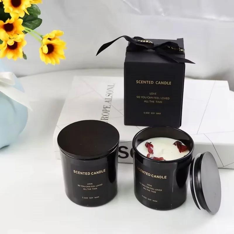 Popular Wholesale Custom 5.5oz Scented Candle Private Label With Dried Flowers Gift For Home Decor Organic Natural Fragrance Oil