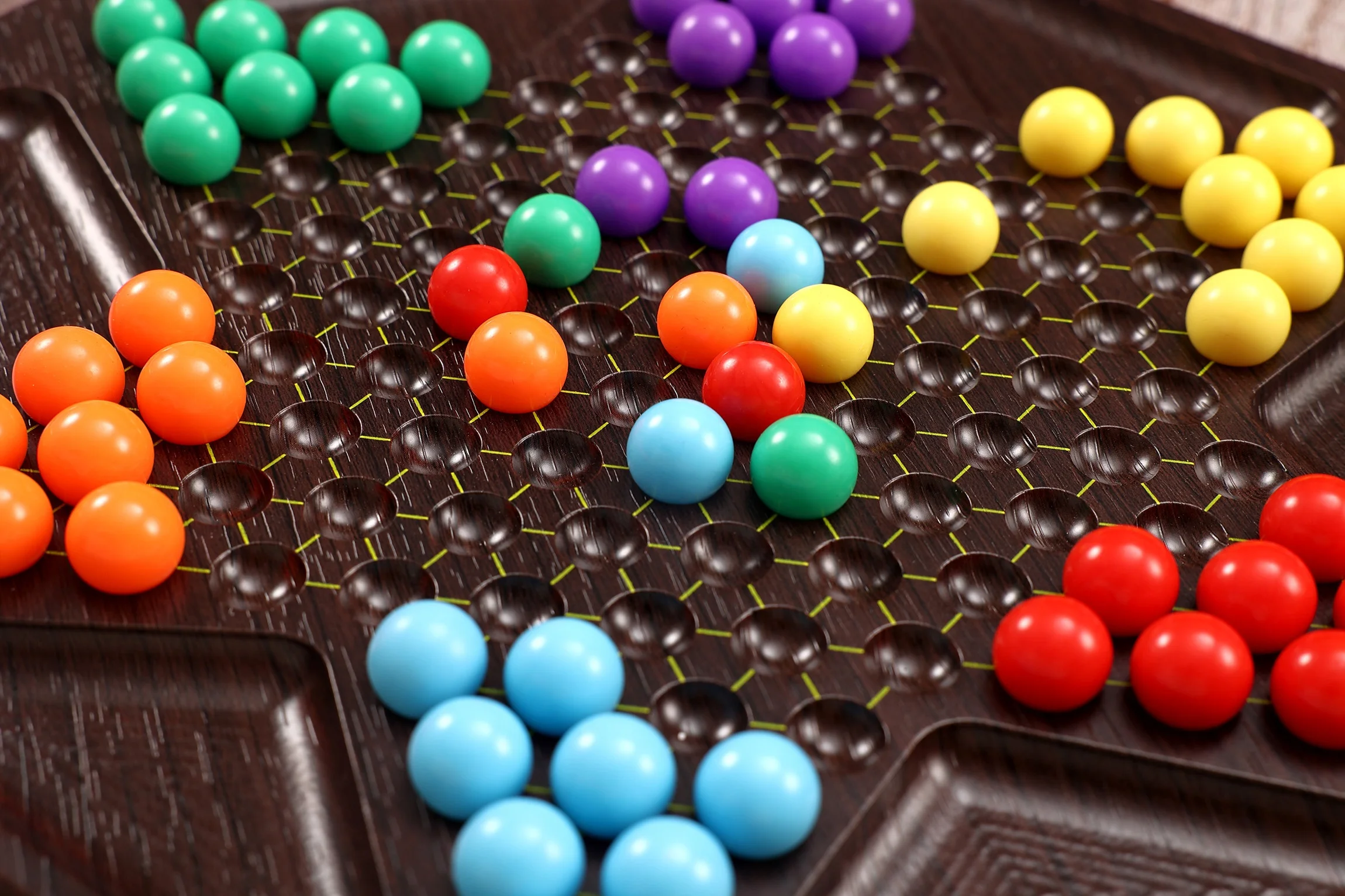 Chinese Checkers 11.8 Inches Nature Wood Game Board Halma Game Set 60 Acrylic Marbles Checkers