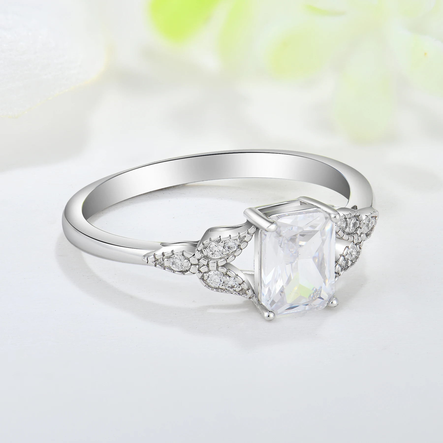 Wholesale white gold jewelry dainty ring lab diamond emerald cut cz 18k 14k 9k solid gold ring for women wedding brands