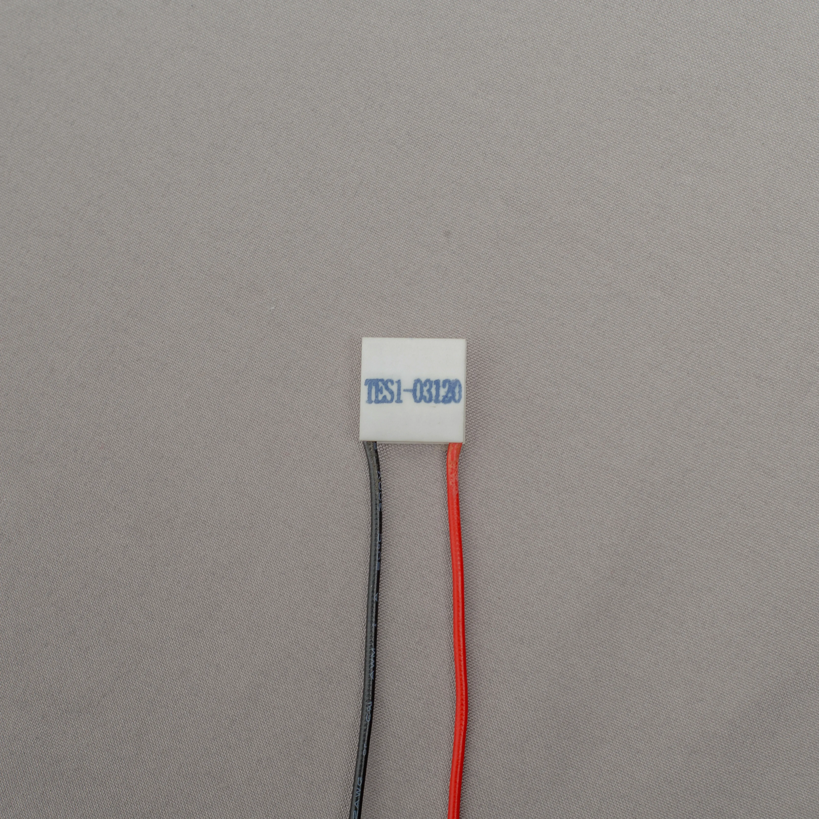 TES1-03102Miniature peltier thermoelectric differential cooling modules china