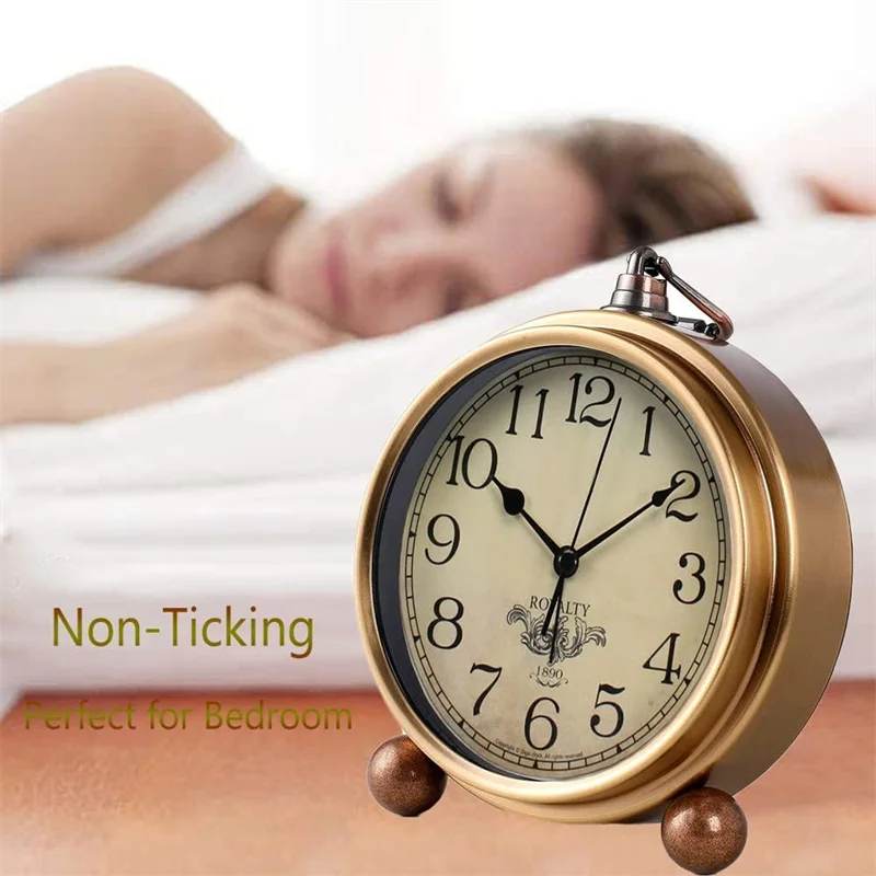 Vintage Suspension Super Silent Non-Top Analog Desk Clock