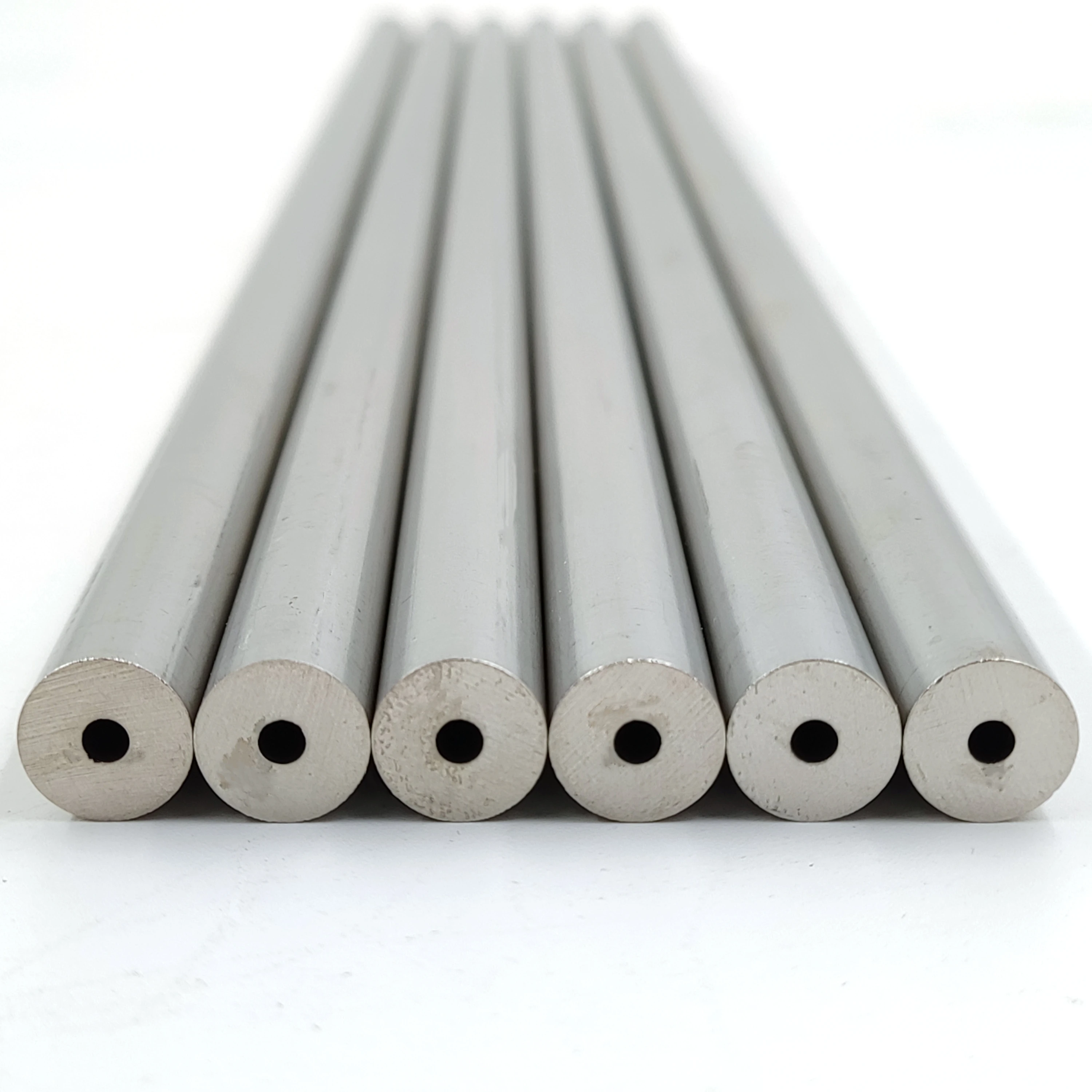 tool parts carbide rods for drill bit  cemented carbide rod with single coolant hole diameter  2.5mm