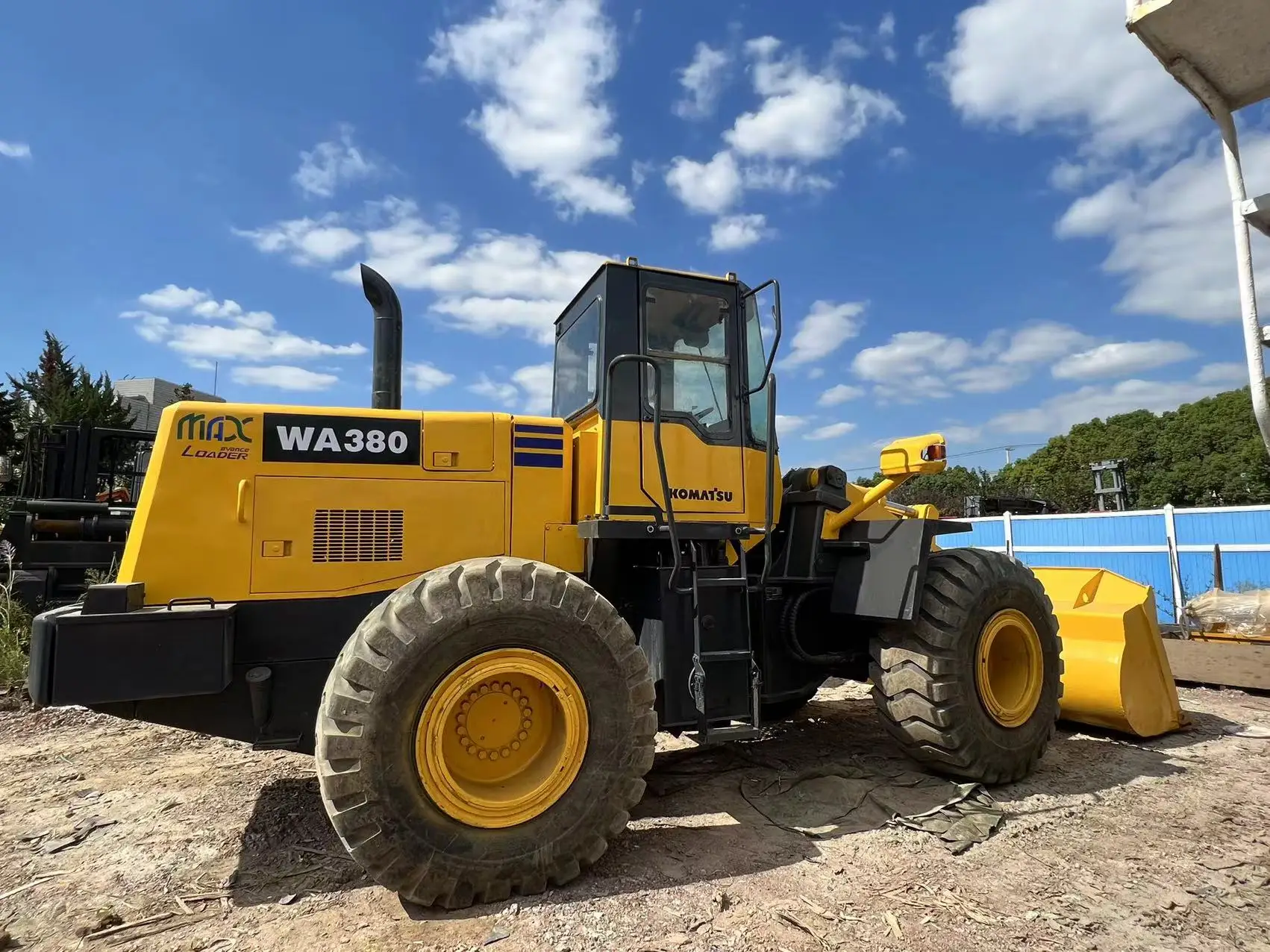 KOMATSU WA380/ USED Wheel Loader/Komatsu WA380 WA300 WA320 WA470 WA320-5/3/1