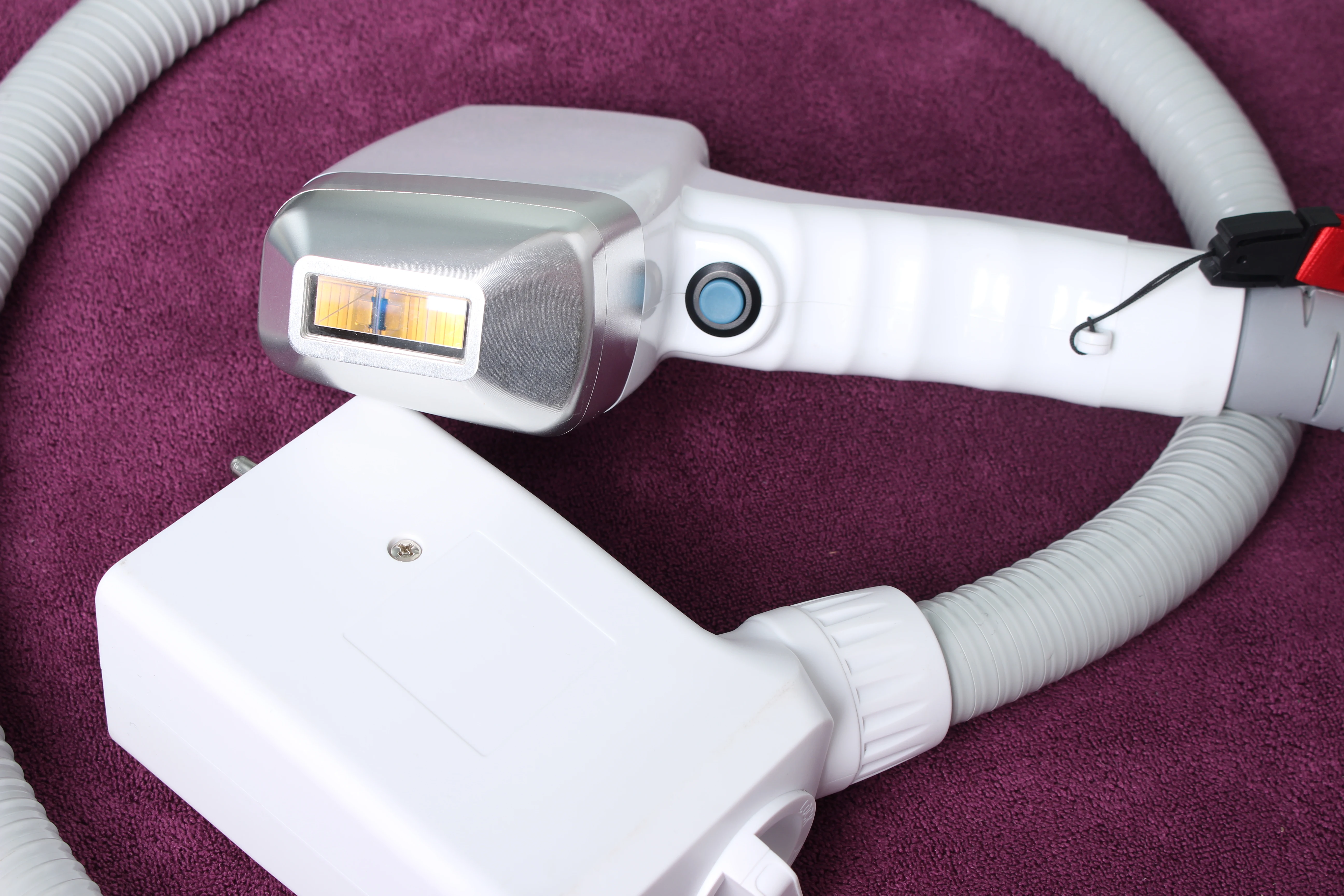 Professional Depilation Medical Equipment 3 Wave 755Nm 808Nm 1064Nm Diode Laser For Hair Depilator Machine