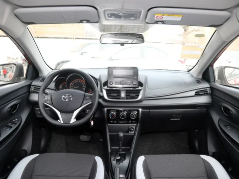 2024 автомобиль TOYOTA YARiS L Toyota Yaris Подержанный и новый в Китае топливный
