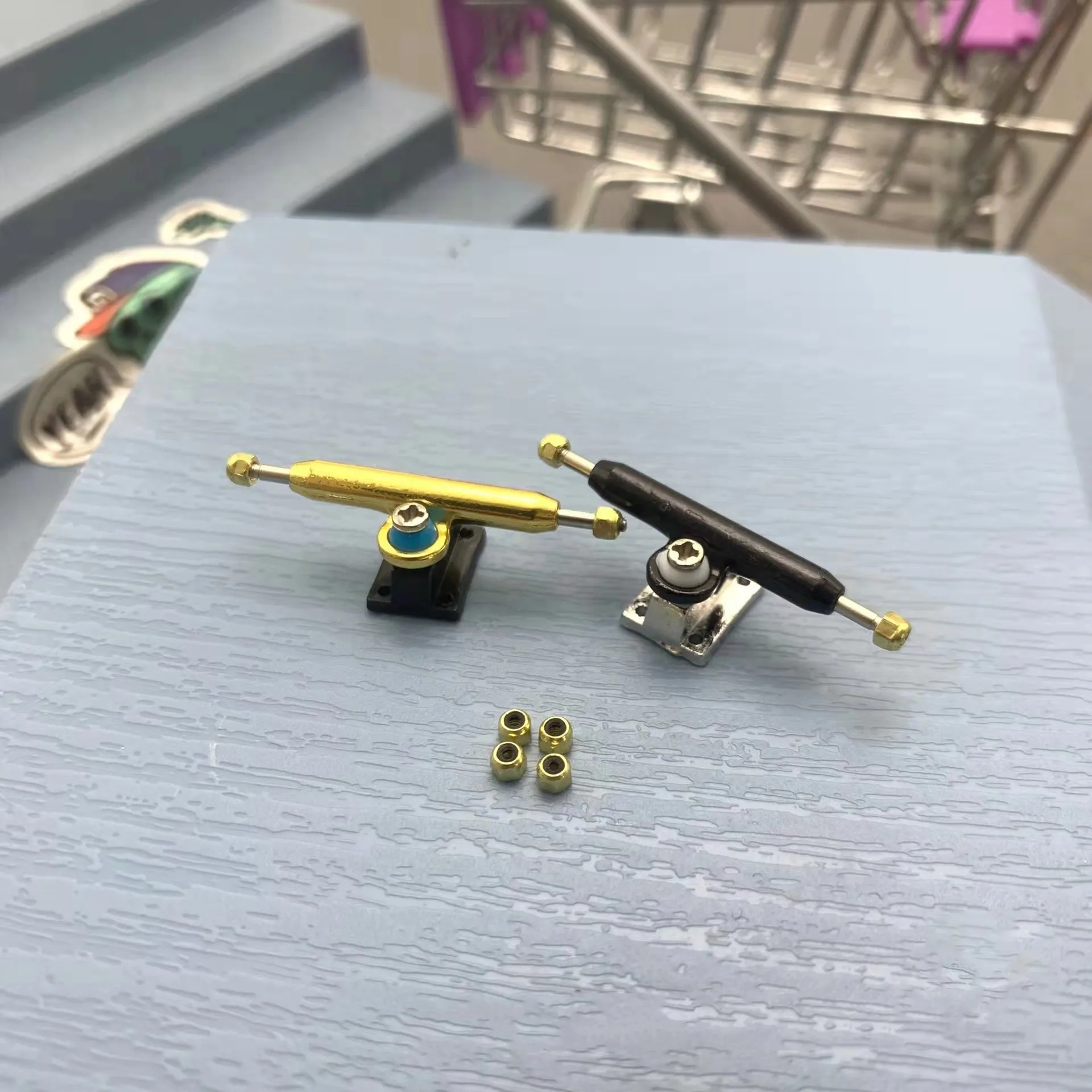 Gold sliver black self lock nuts fingerboard locknuts