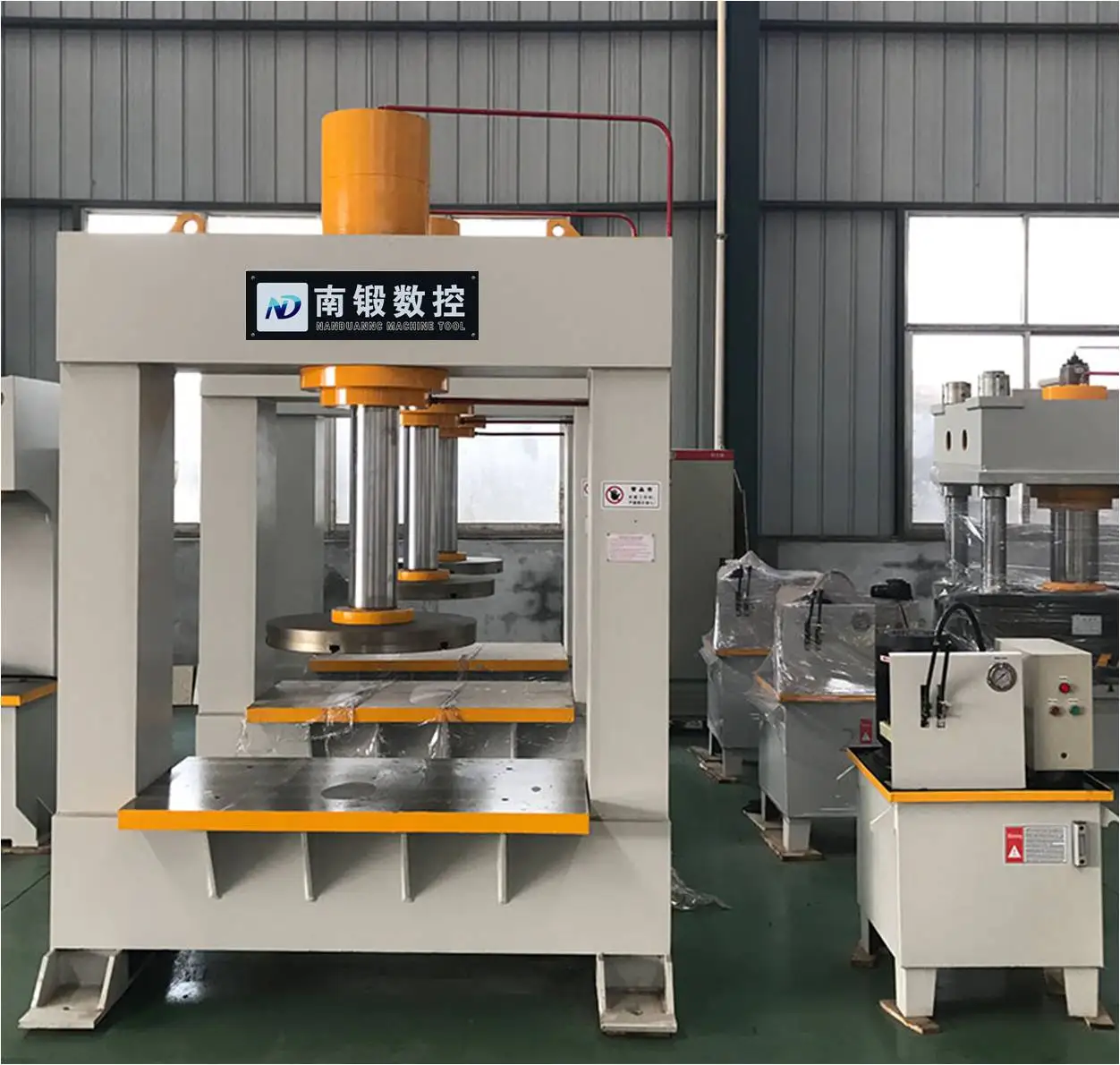 mounting forklift tire press machine 200 ton solid tyre press