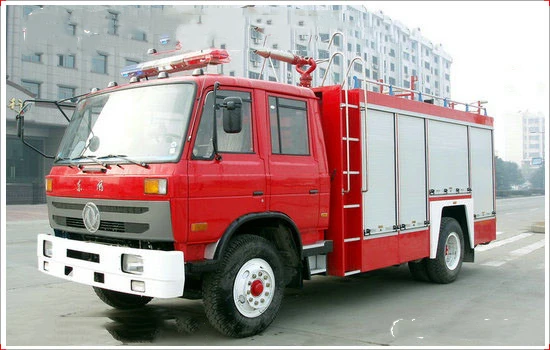 Dongfeng 4x4 пожарных автомобилей спереди Электрический 5 Тонн Лебедки резервуар для воды пожарные машины