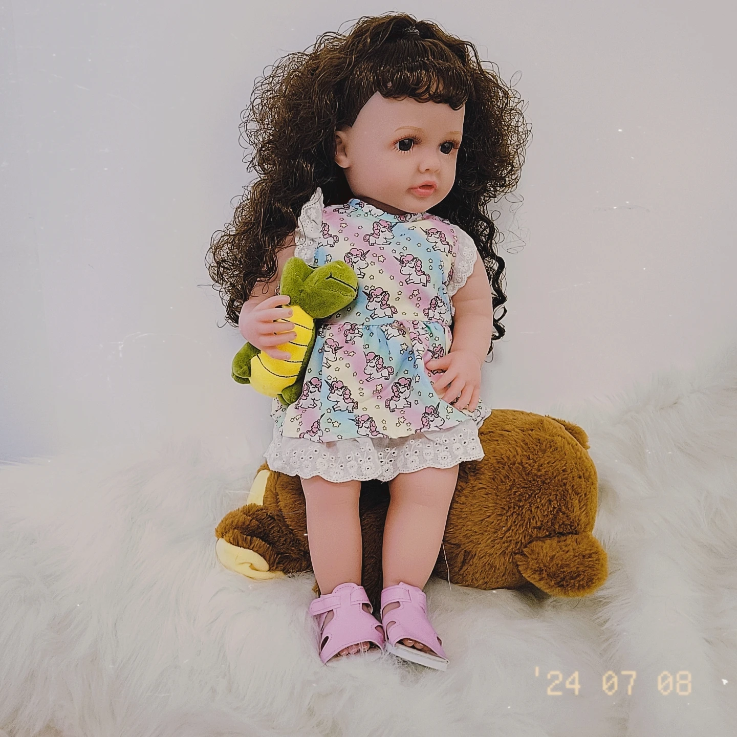 Lifelike Reborn Baby Dolls 22 Inch Soft Body Realistic Newborn Full Body Vinyl Anatomically Correct Real Life Baby Dolls