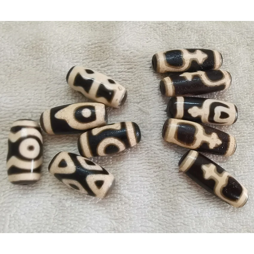 old Poh Ping  Tibetan Agate Dzi Beads, 28mm
