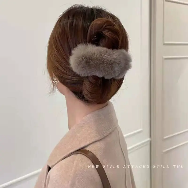 New arrival real fur accessories women and girls pompom ball wholesale rabbit fur pom pom party decoration accessories