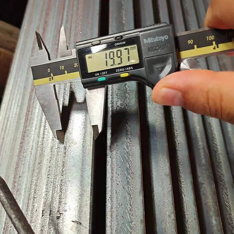 Хорошая цена горячекатаная мягкая сталь Q235 угловая конструкция и различные варианты