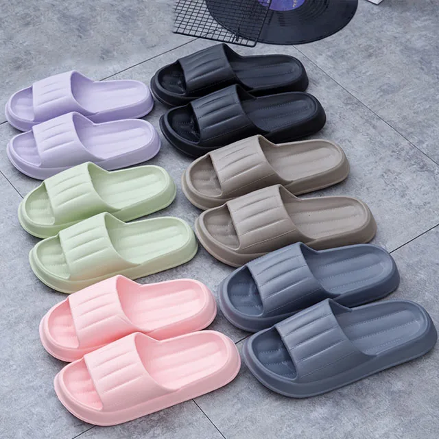 Anti-Odor New Design Couple Bath Slippers Wholesale Factory Price Summer Beach Shoes Classical Indoor House Girl Slippers