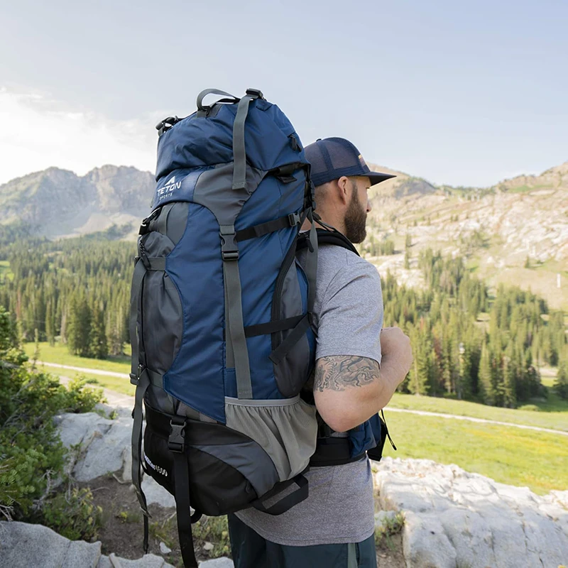 Free sample ravel Hiking Foam Padded Protect Waist Adjustable Straps For Ergonomic Fit Backpack