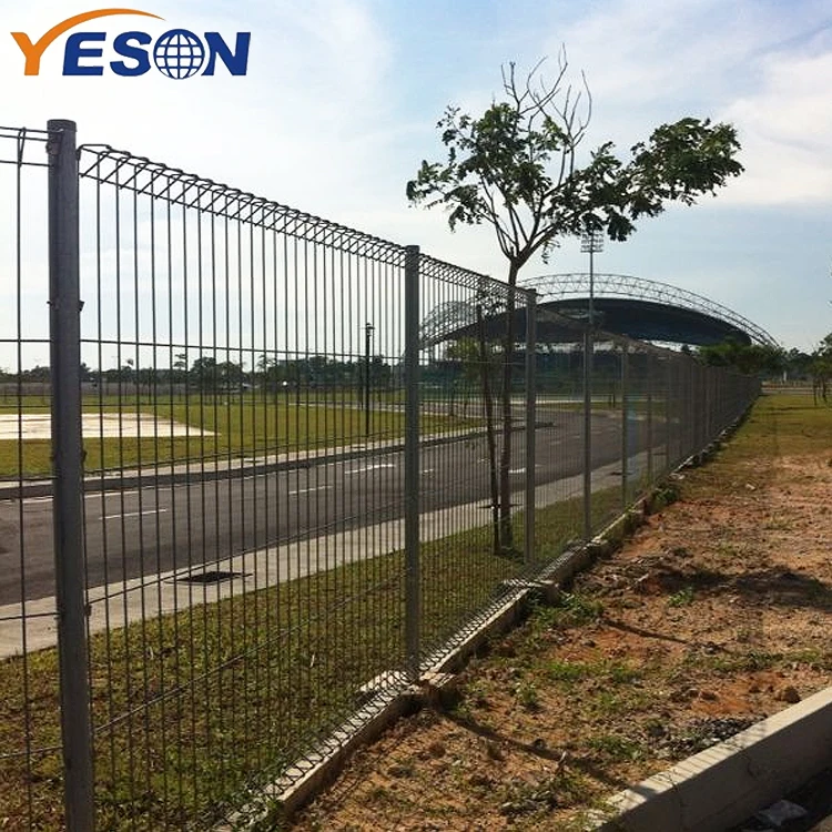 Steel material roll top triangle brc welded wire mesh fence