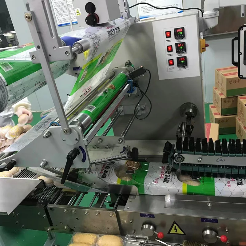 Best quality horizontal packing machine pillow packing machine for bread/noodle