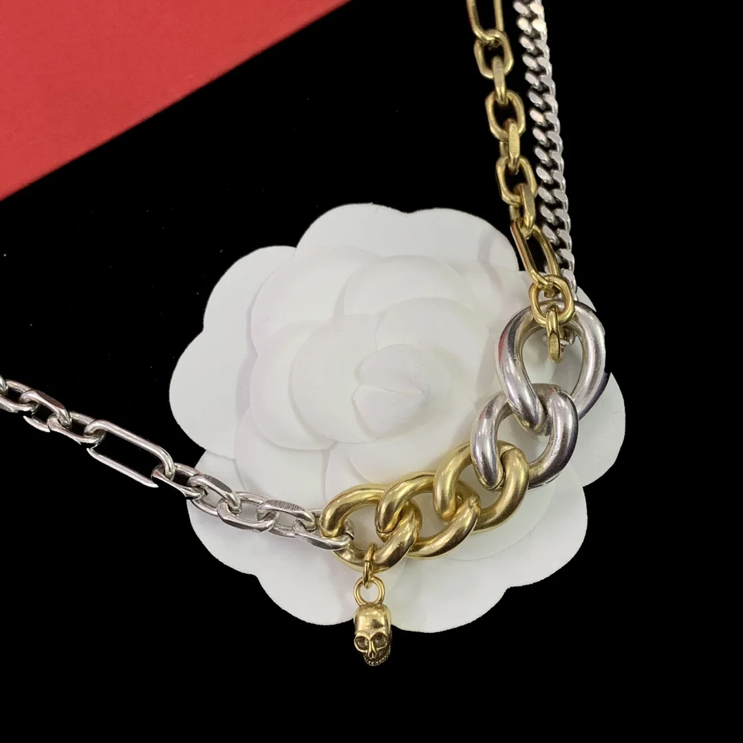 Alexander McQueens Factory new product 925 silver color chain, fashionable, personalized, high-end design, holiday gift giving