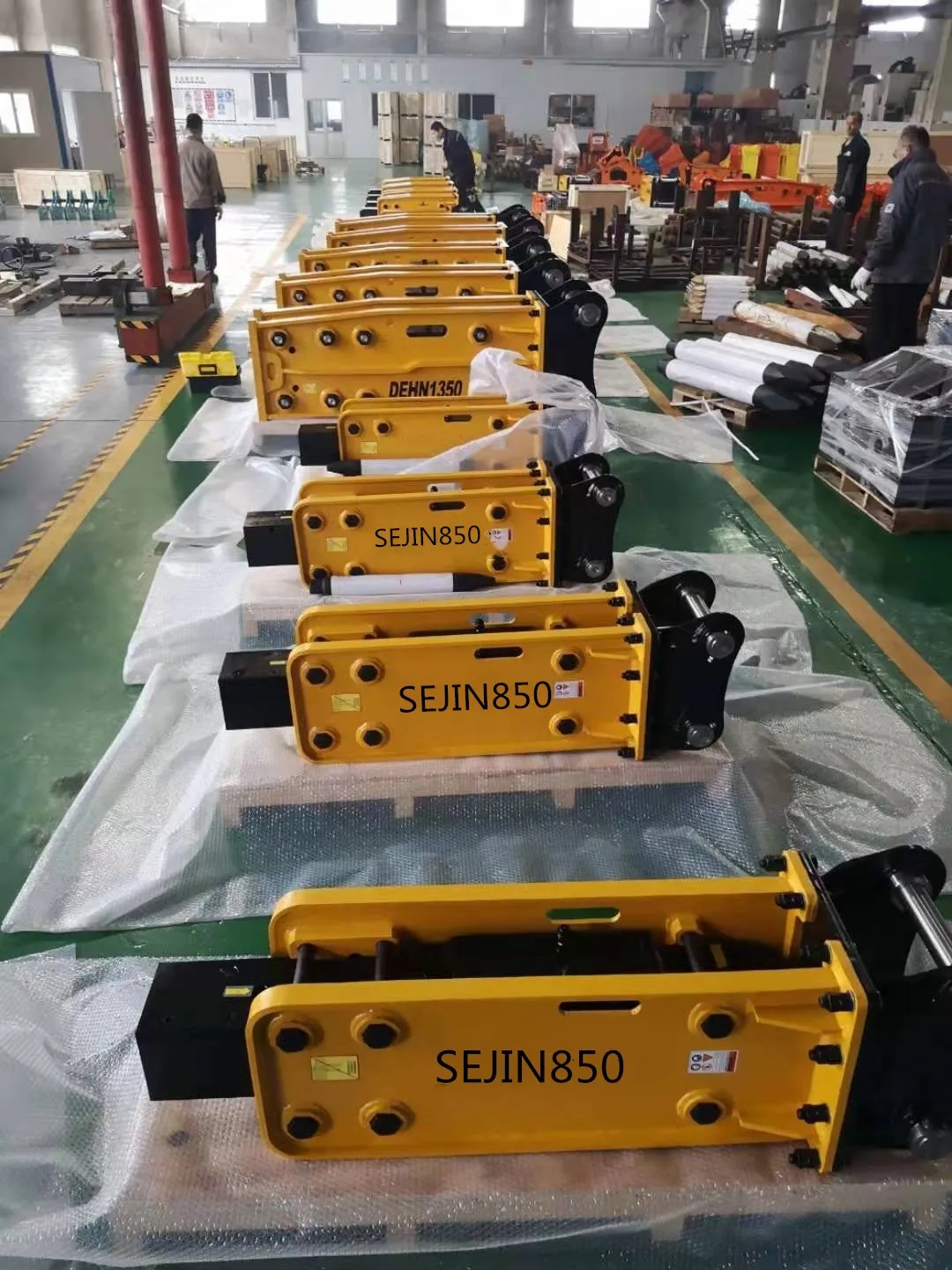 sb45 7-14 ton wheel excavator with Breaker Hammer