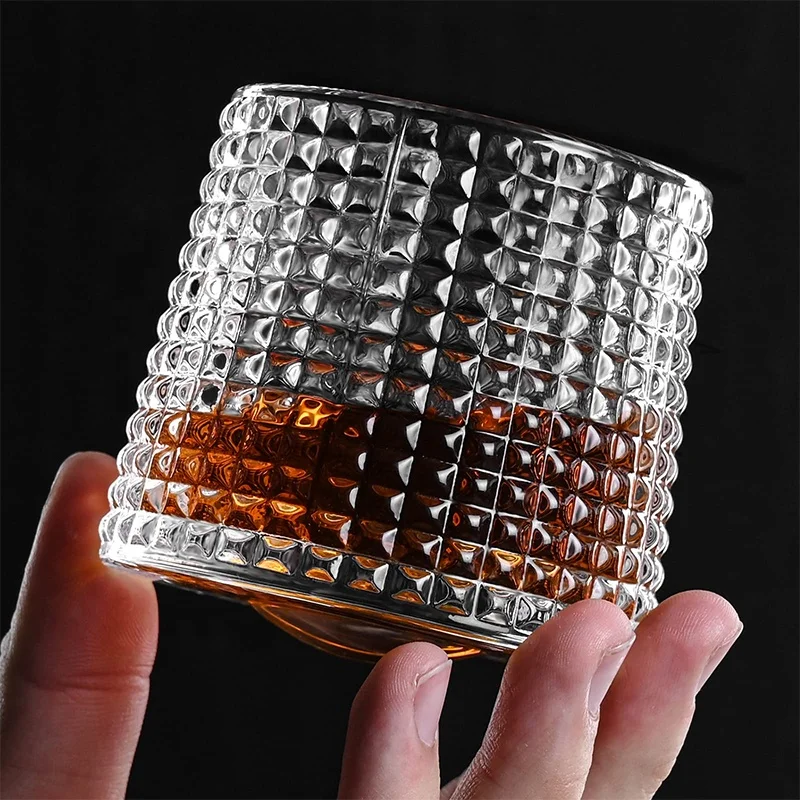 Diamond pattern design Spinning Whiskey Glass Stress and Anxiety relief Tumbler