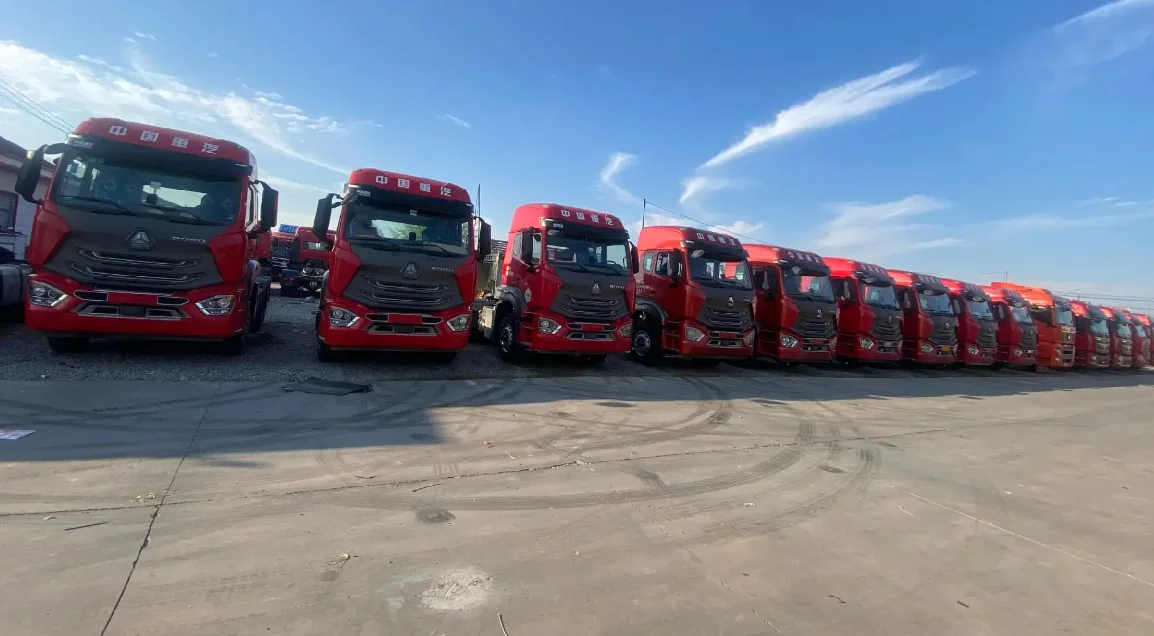 Дизельный трактор с ручным приводом Horse350-560hp Подержанный Sinotruck haohan для продажи