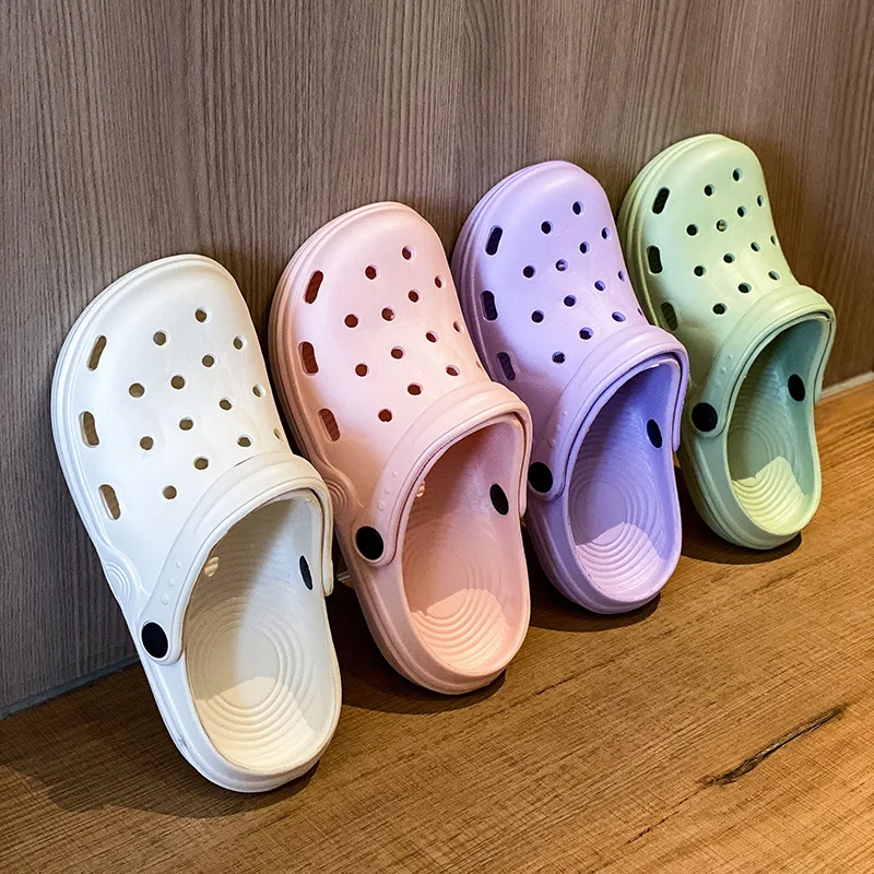 2024  Summer lightweight, comfortable, breathable hole shoes, beach shoes