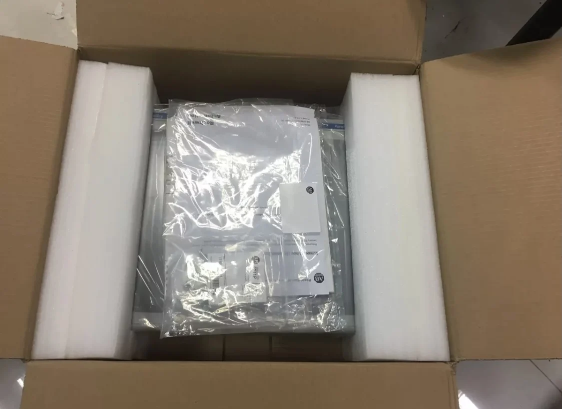 New human-machine interface panel 2711P-K4M5D touch screen