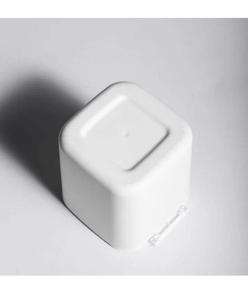 Plastic table top mini waste bin 2.5L office using trash can with open lid melon shell trash can