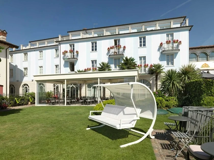 Factory direct  patio swing chair hanging  patio  garden  swings