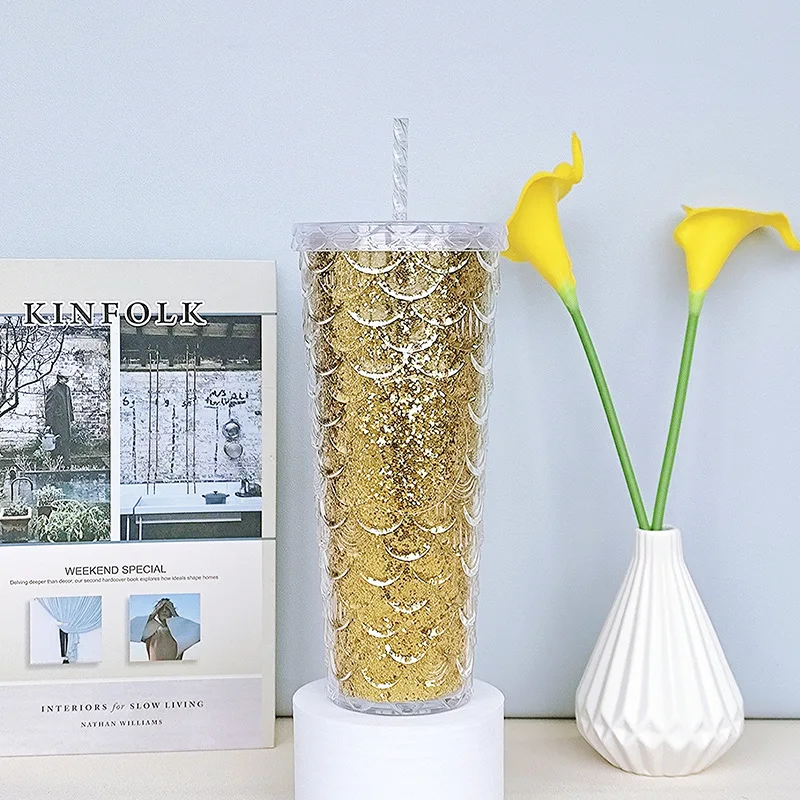 2023 Reusable Diamond Drinking Cups 24 Oz Multi Color Black Stud Fish scales Tumbler With Lid And Straw