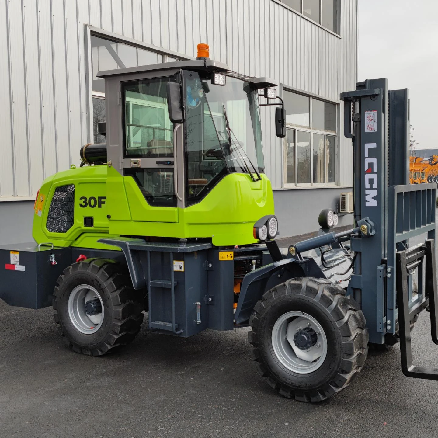 3ton 4wd rough terrain telescopic forklift paper roll clamp truck price side shift functional