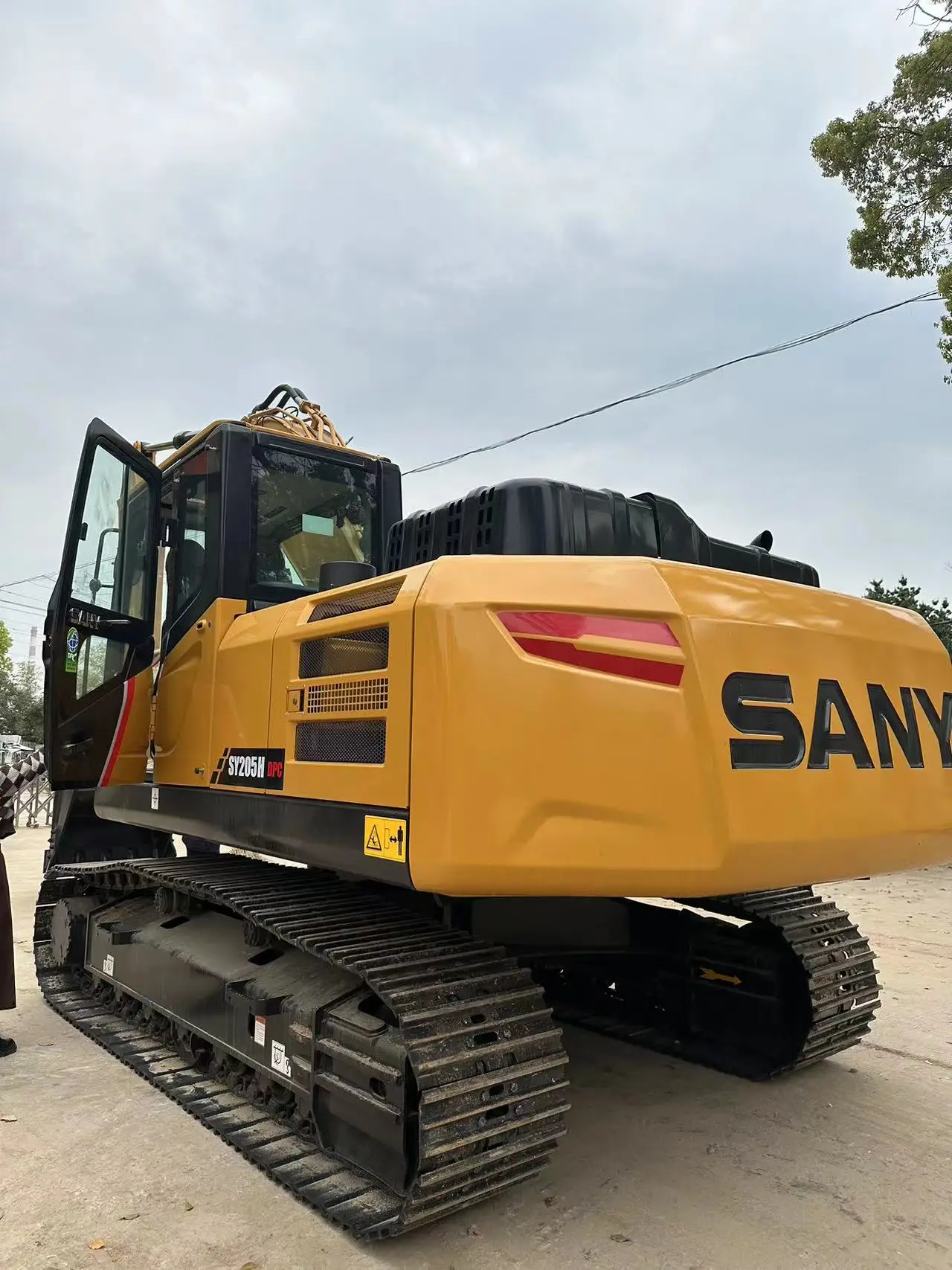 2024 model Sany sy205C crawler excavator New Sany 20ton China Cheap tracked shovel sy205H Mitsubishi Tier4 Euro4 CE EPA
