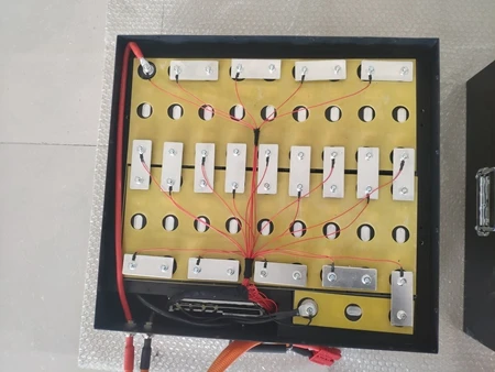 15Kw Lithium Battery Ion Cell Lifepo4 72V 40Ah Pack 3.7V 48 Volt 24V 10Kwh 200Ah 60V 300Ah Powered Forklift 80V Charger