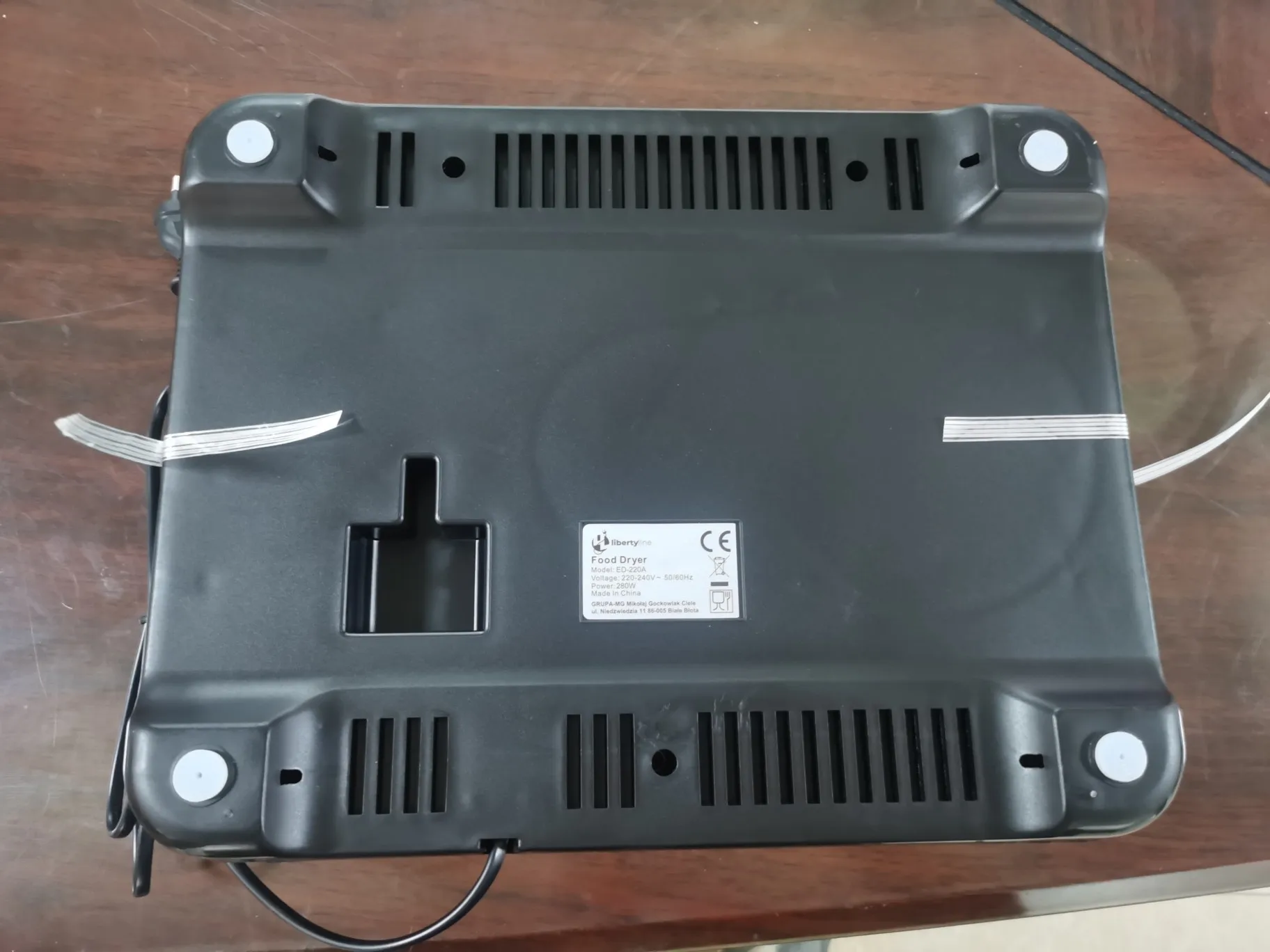 Energy Efficient Dehydrator with Advanced Heat Recovery Technology for Maximum Energy Savings