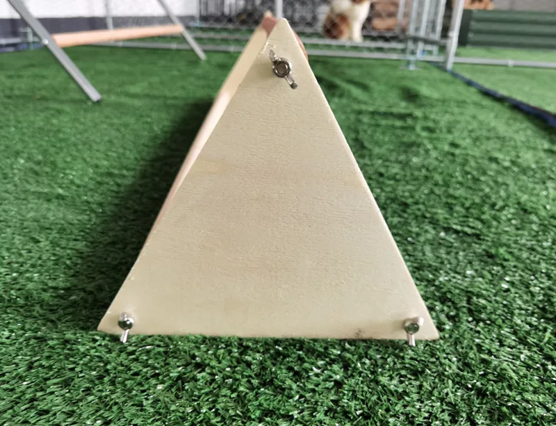 90(W)X25(H)cm Chicken Feet Stand Hen Parrot Large Bird Wooden Swing Chicken Stand Durable Chicken Toys for Hens Standing Rack