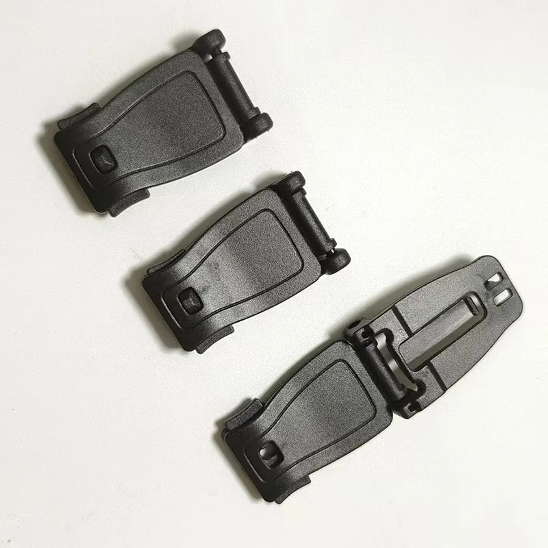 Outdoor EDC equipment Tactical backpack webbing connection fixed climbing rope plastic Quick remove padlock molle buckle clip