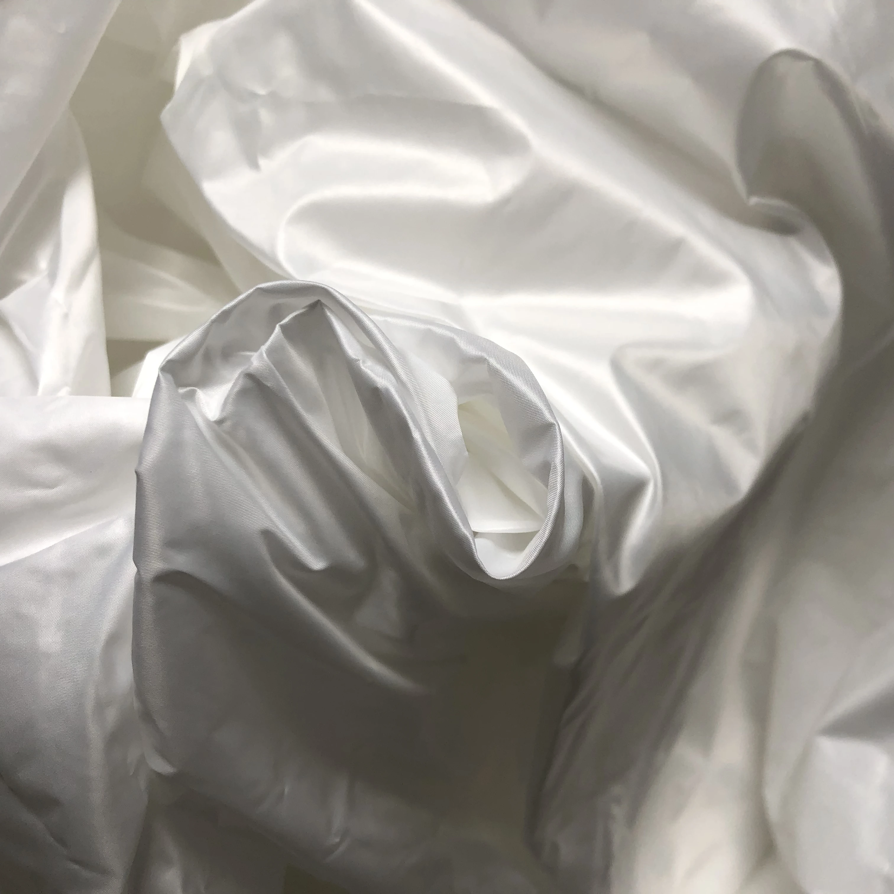 
100% polyester Down proof Lining Fabric for down jackets 