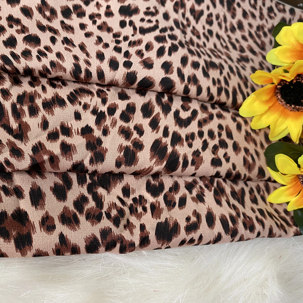 Latest Fashion Printed Fabric 98%Polyester 2%Spandex Leopard Grain Animal Fabric for Woman Dress