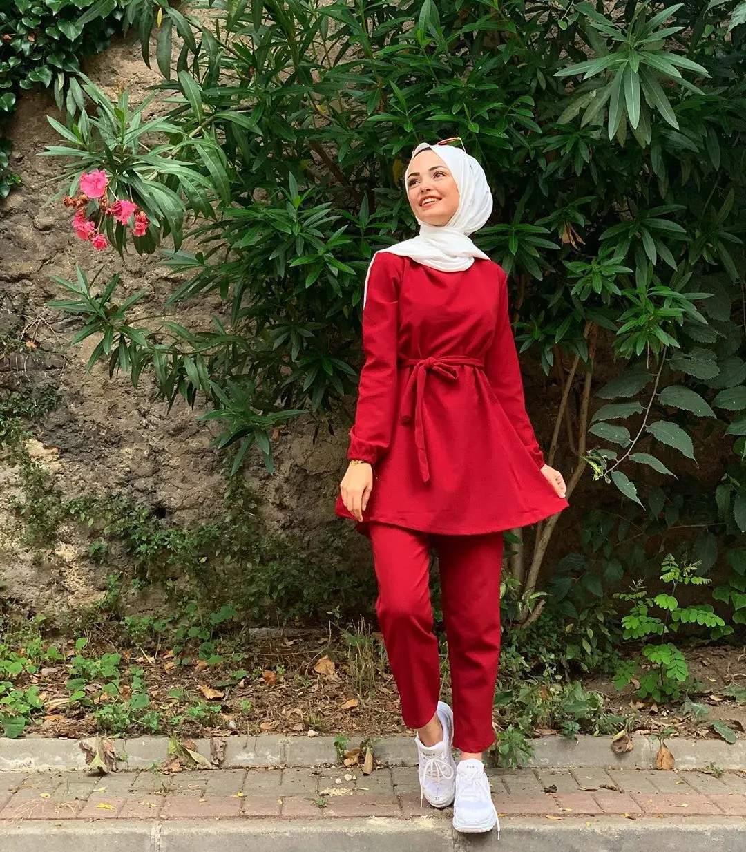 Best selling Arab long sleeve solid color  fashion muslim  two-piece suit women clothing
