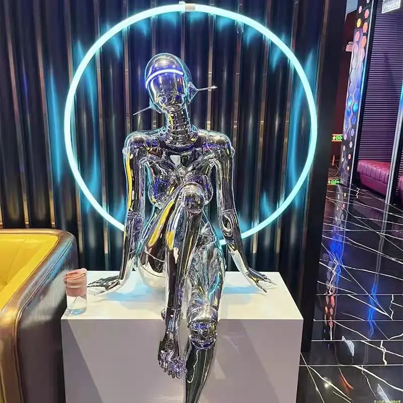 Hot sale Mechanical women technology feeling larger decoration KTV metal statue sculpture Bar decoration Sexy robot with light
